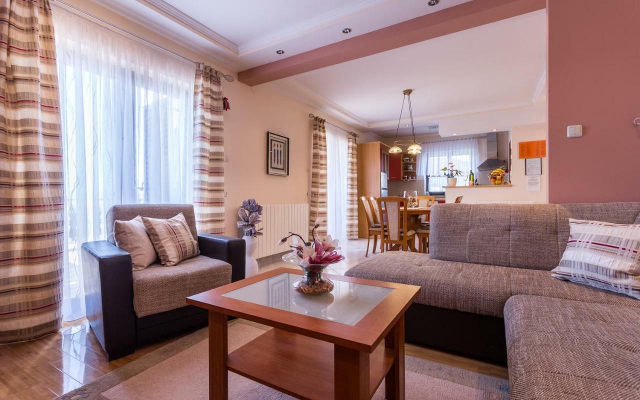 Apartment Smilja Malinska Eksteriør billede
