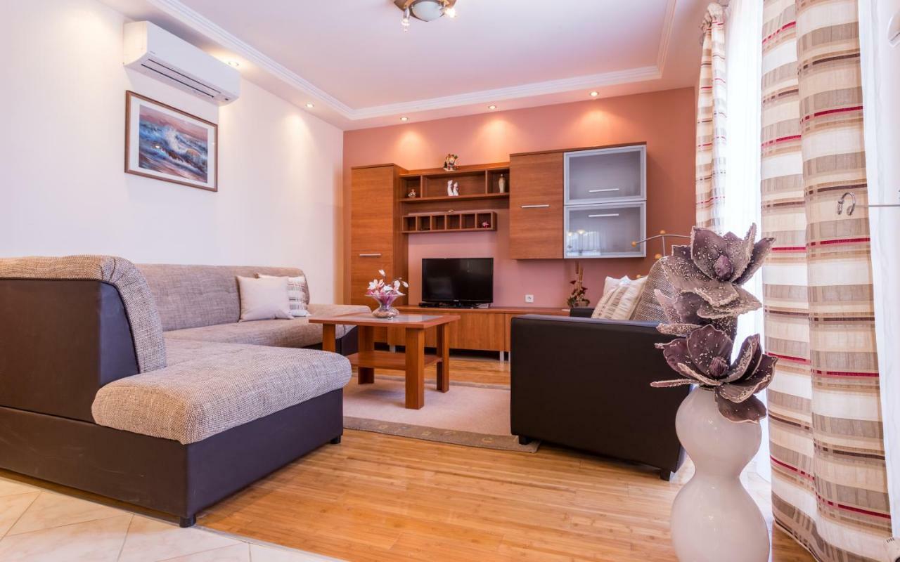 Apartment Smilja Malinska Eksteriør billede